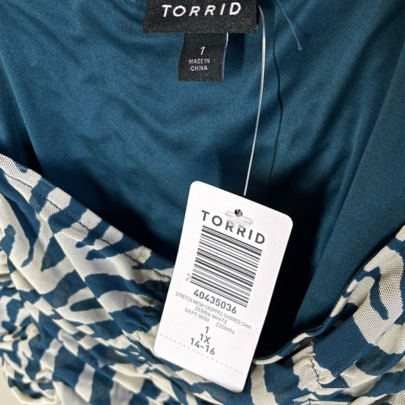 Torrid Tank NWT Size 1 (14/16) - Picture 3 of 3